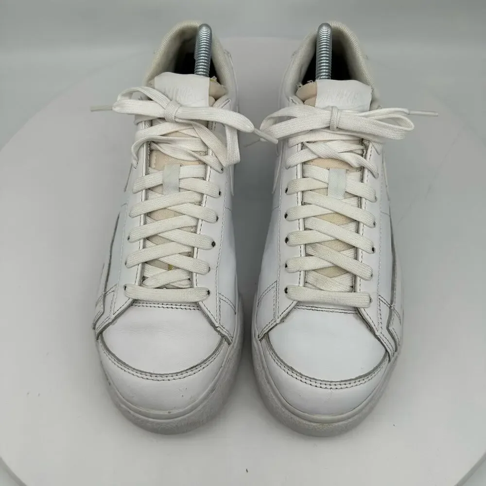 Nike Women's Blazer Low Platform Triple White Sneaker Size 9 - Picture 2 of 16